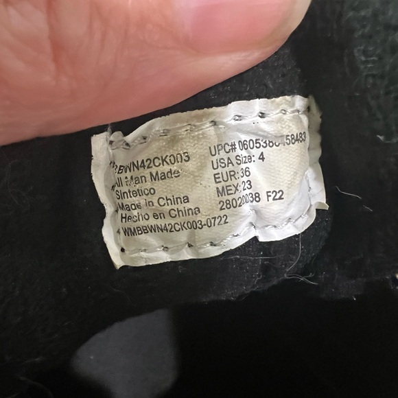 Boys Winter Boots 4Y with zipper - Picture 4 of 6